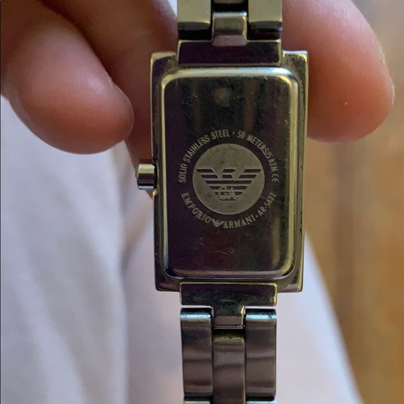 Vintage Armani women’s watch - Picture 3 of 8